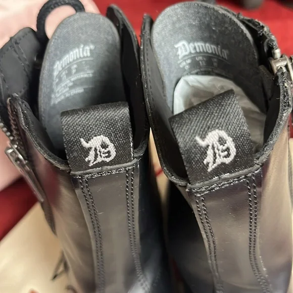 DEMONIA BOLT-200 | BLACK VEGAN LEATHER COMBAT BOOTS - Picture 5 of 12